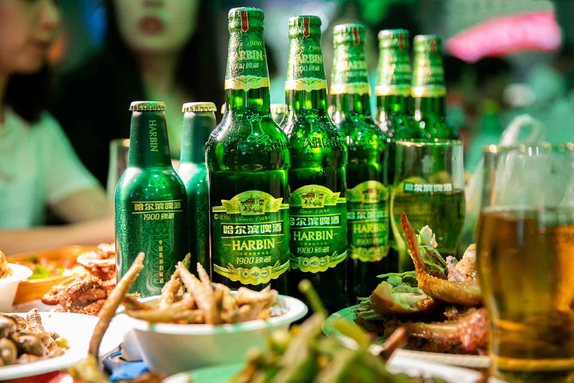 ハルビンビールハルピンビールharbinbeer哈尔滨啤酒中国ビール輸入ビール中国最古のビール日本初上陸ミスコン