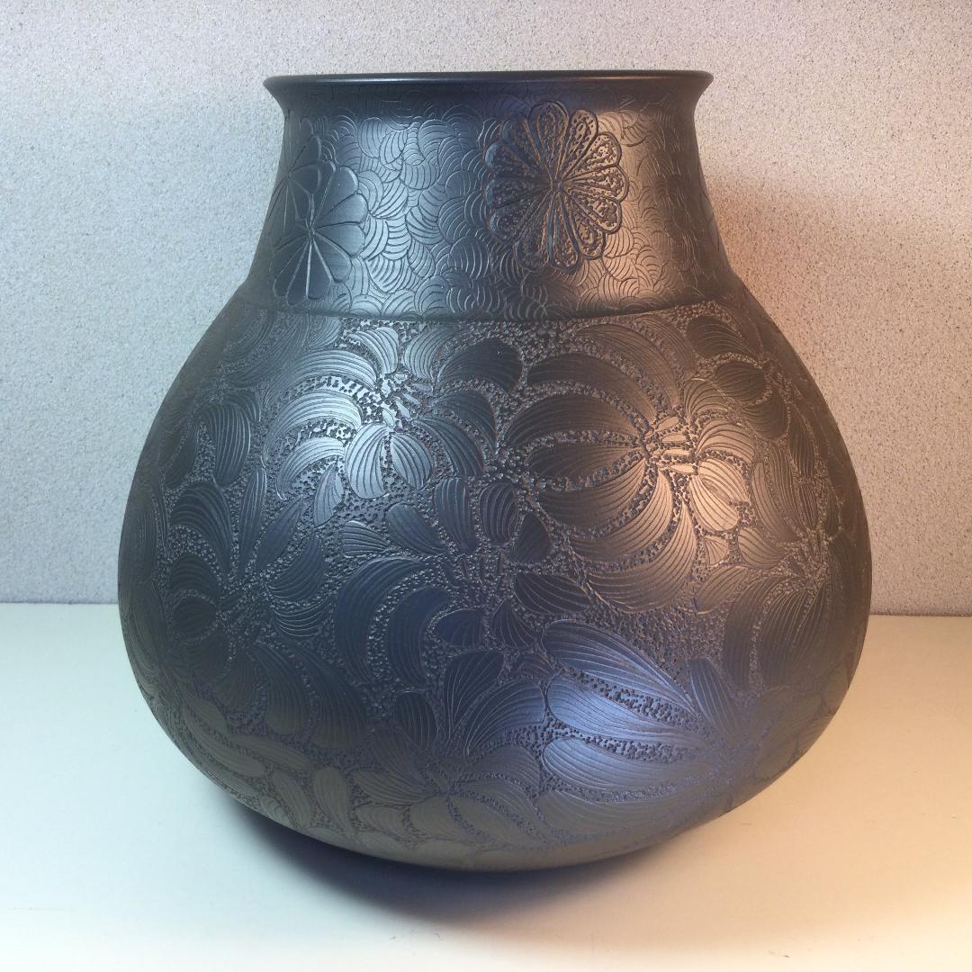 手びねり 陶芸のプロが教える花瓶の作り方陶芸家になろう