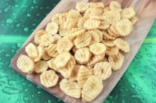 美味安心 キャベンディッシュバナナチップス 95ｇ