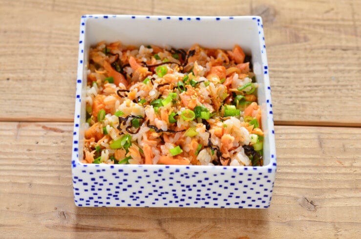 お弁当に☆枝豆と塩昆布のおにぎり