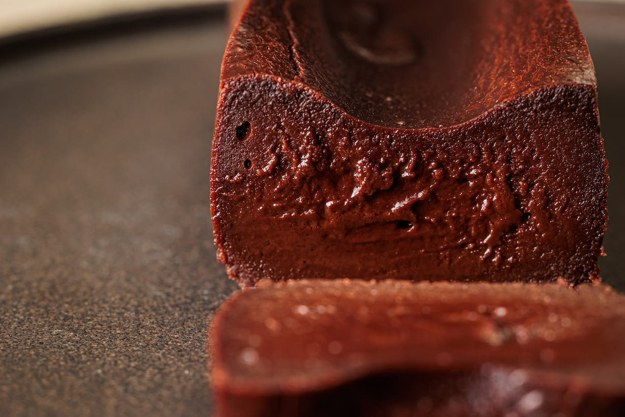 あたたかい部屋で冷たいアイスを食べる贅沢。冬アイスに人気のバターキャラメルも！シャトレーゼ公式ブログ