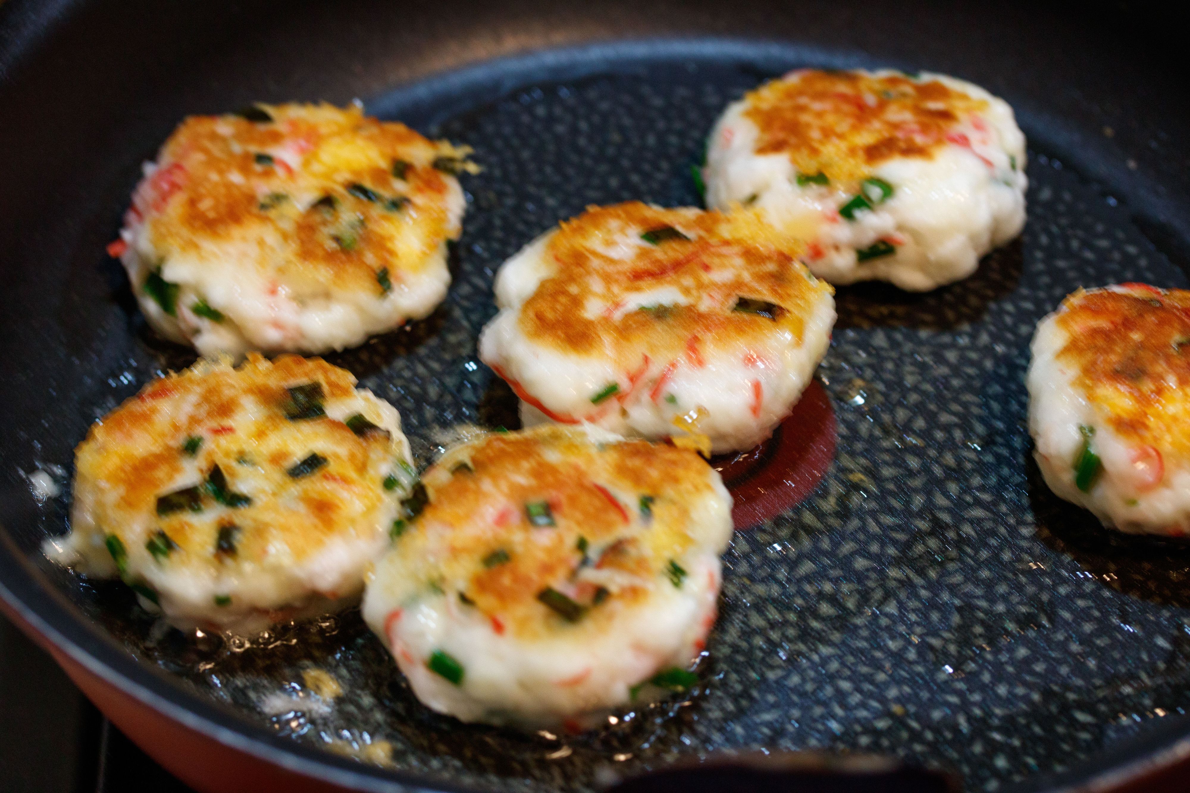 お弁当おかず カニカマ海苔マヨネーズチーズ焼きの作り方！冷めても美味しいおかずレシピ！冷蔵庫にあるもので簡単おいしい節約料理 旦那弁当 毎日弁当 カニカマレシピ bento