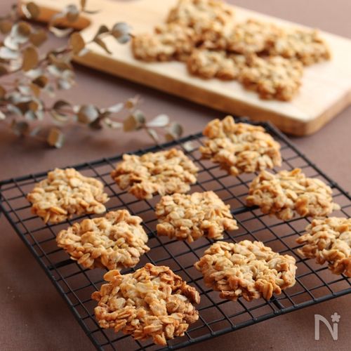 バナナと焼きいものオートミールクッキ