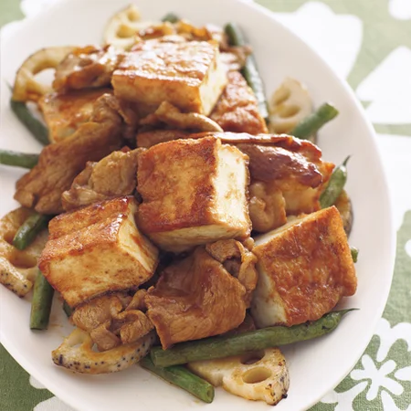 厚揚げ肉みそキャベツの献立 副菜：れんこんの梅あえ、汁物：レタスと豚肉のシャキシャキみそ汁献立・メニュー 味の素パーク たべる楽しさを、もっと