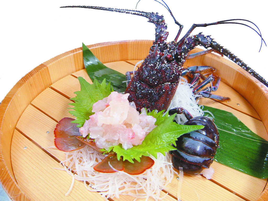 三重県グルメ・751店舗目 はまぐちや@伊勢市 \\ 明野駅近くの居酒屋さん！地元民に愛される海鮮定食⁡ ⁡--------------------------------------------- □お通し □刺身定食 950円□海老フライ定食 950円□魚白身フライ 450円□揚げ出し豆腐 380円