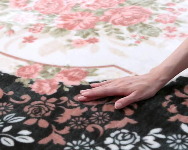 Amazonタンスのゲン ラグ 1.5畳 130×185cm 極厚60mm とろける肌触り 極細マイクロファイバー 高反発ラグ 厚手 抗菌 防臭防ダニ ラグマット 滑り止め カーペット 北欧 おしゃれ 65010008 112829タンスのゲンラグ