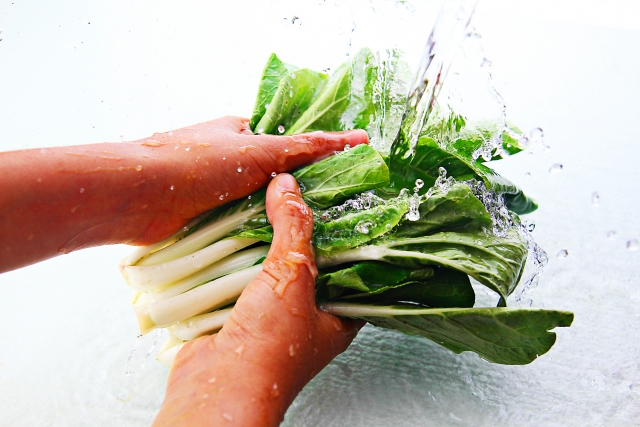 シャキッと食感に仕上がる！ レタスの水切りテクと簡単サラダレシピ季節の食材のHOW TOアマノフーズ公式ブランドサイト