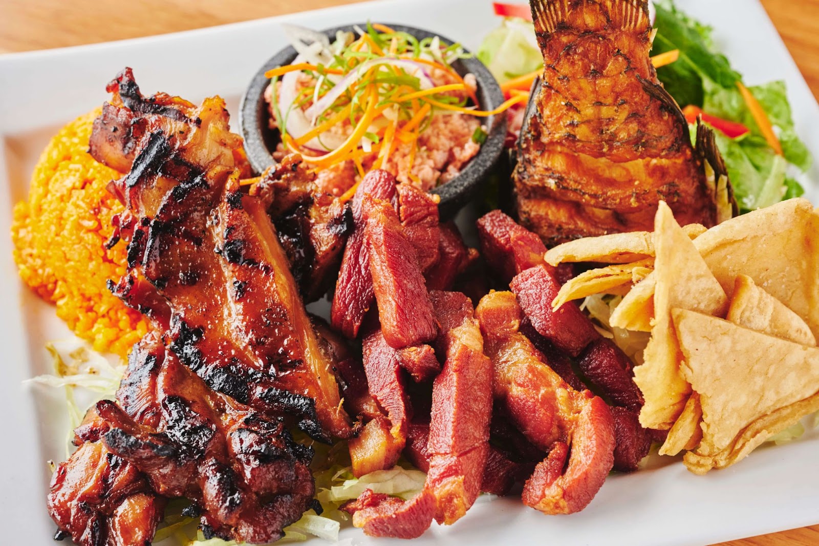 グアムのチャモロ料理はとっても日本人好みで美味しい！グアム部