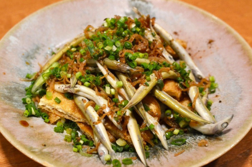 中国料理『神戸元町別館牡丹園』の鶏の山椒炒めamakara.jp