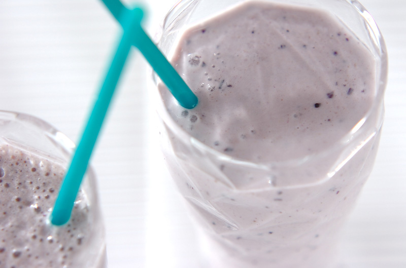 余ったジャムを美味しく消費！」チンして冷やすだけ ブルーベリーヨーグルト牛乳プリン 簡単おやつ 低空飛行キッチン- エキスパート -Yahoo!ニュース