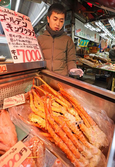TOP東京都台東区、アメ横カニ一筋５０年「石山商店」