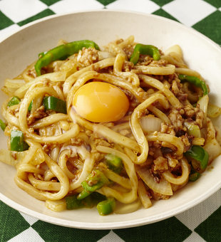 定番から変わり種まで！「うどん」の美味しいアレンジレシピキナリノ