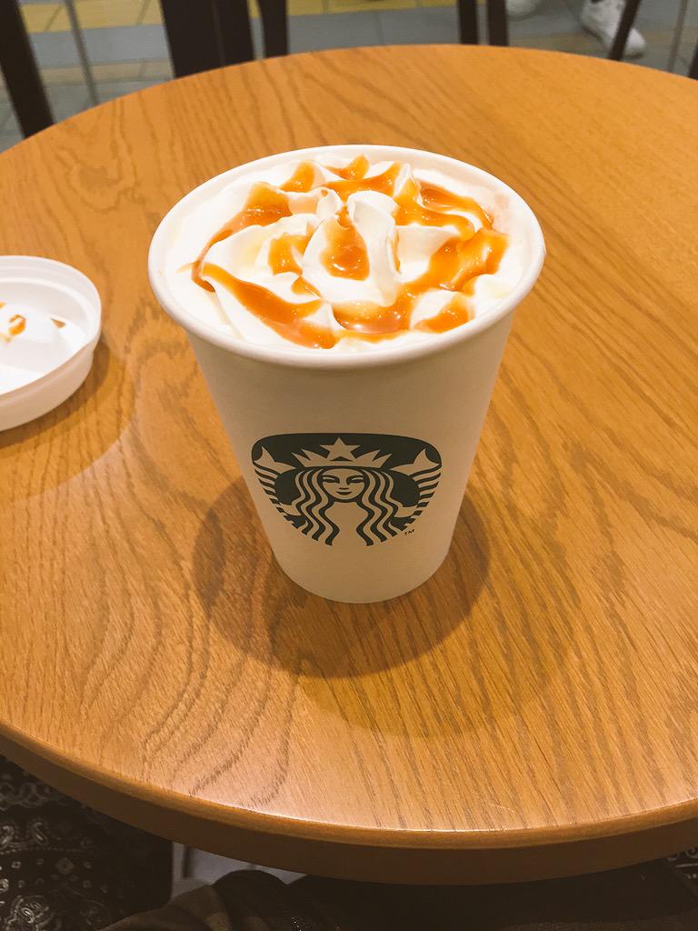 丸源飲料工業株式会社 -レシピ ラズベリーホワイトチョコレートラテ