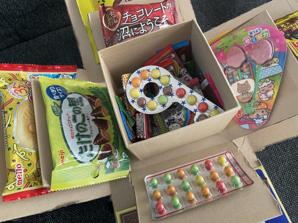 お祝いのプレゼントやプチギフトにおすすめ！手作りお菓子ブーケ＆サプライズお菓子ボックスの作り方ママオアシス＜MamaOasis＞