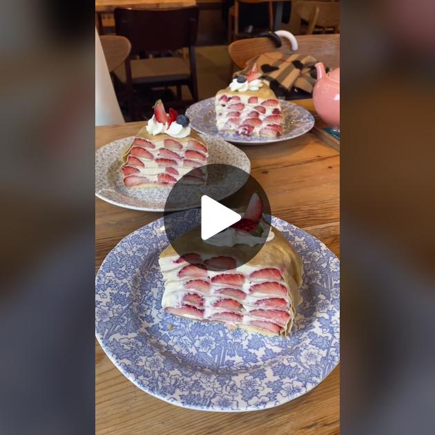 いちご！ハーブスのストロベリーミルフィーユ丸の内OL 食いしん坊日誌