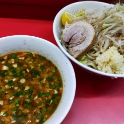ハナイロモ麺＠吉祥寺駅 トリプルチーズが美味い二郎系 - 俺たちのラーメン 俺ラー