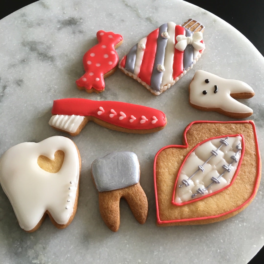 歯科矯正中におすすめのお菓子、気をつけるべきお菓子とは？』町田の矯正歯科専門の歯科医院土日診療-町田駅前矯正歯科