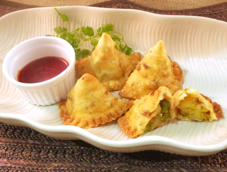 簡単！ぎょうざの皮で作るサモサ by 津山市クックパッド簡単おいしいみんなのレシピが392万品