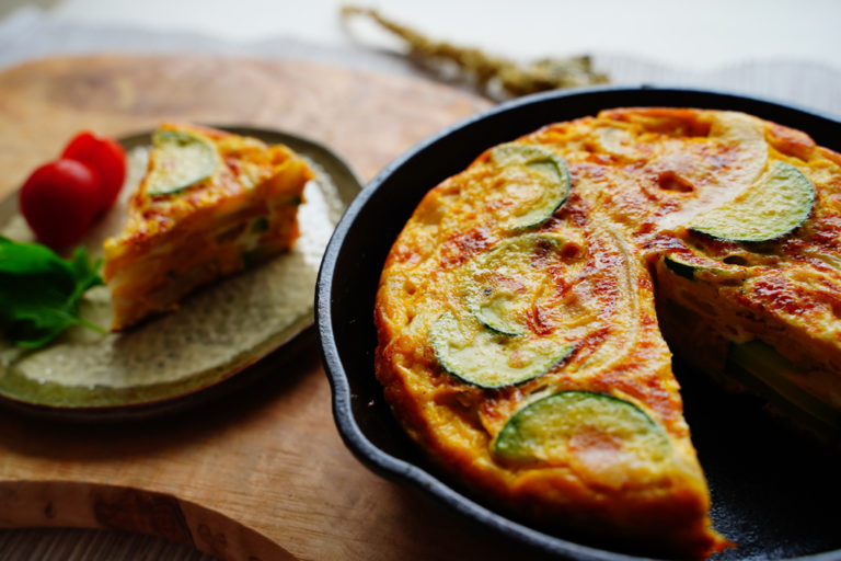 白菜レシピ 白菜と卵だけでフライパンいっぱいにつくる大ボリューム★キッシュ風オムレツ冷めても美味しい白菜レシピお弁当