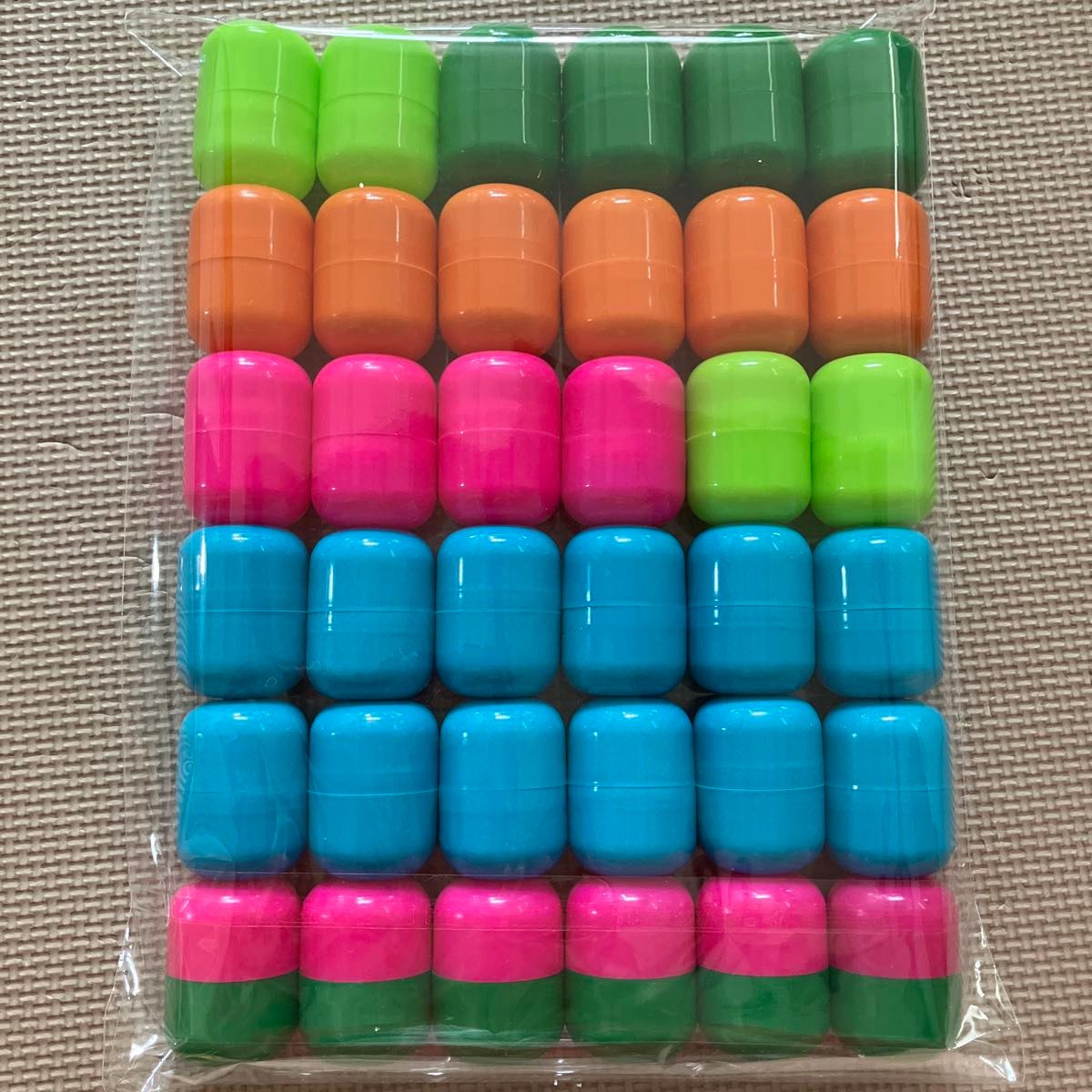 チョコエッグ カプセルで工作TikTok