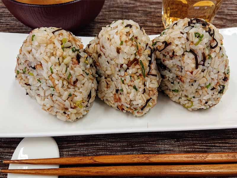 基本のおにぎりの握り方長谷工グループ「ブランシエラクラブ」