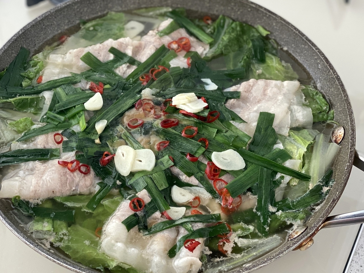 鶏味塩 De 豚白もつ鍋 by 半田の旨味家クックパッド簡単おいしいみんなのレシピが392万品