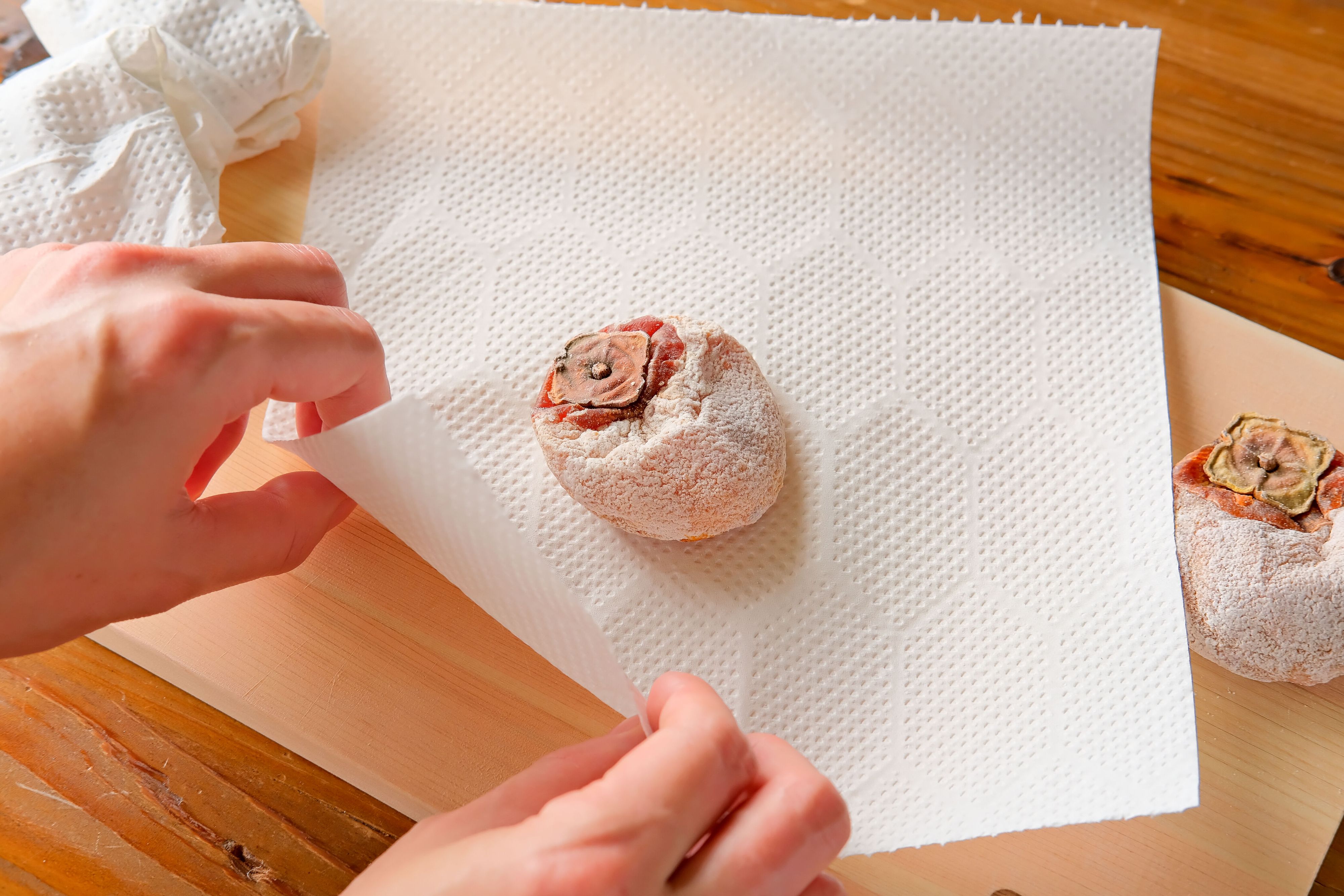 干し柿の保存方法と保存期間は？常温・冷蔵・冷凍の違いとは西条柿・干し柿をつくる柿専門農家 柿壺 かきつぼ柿のお取り寄せ・ギフト通販