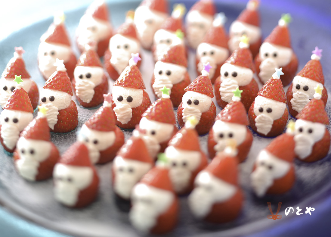 いちごサンタのケーキ