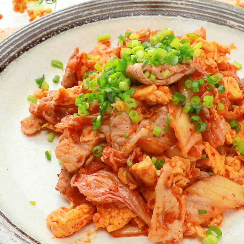 調味料不要！豚キムチ卵とじ＋追い黄身