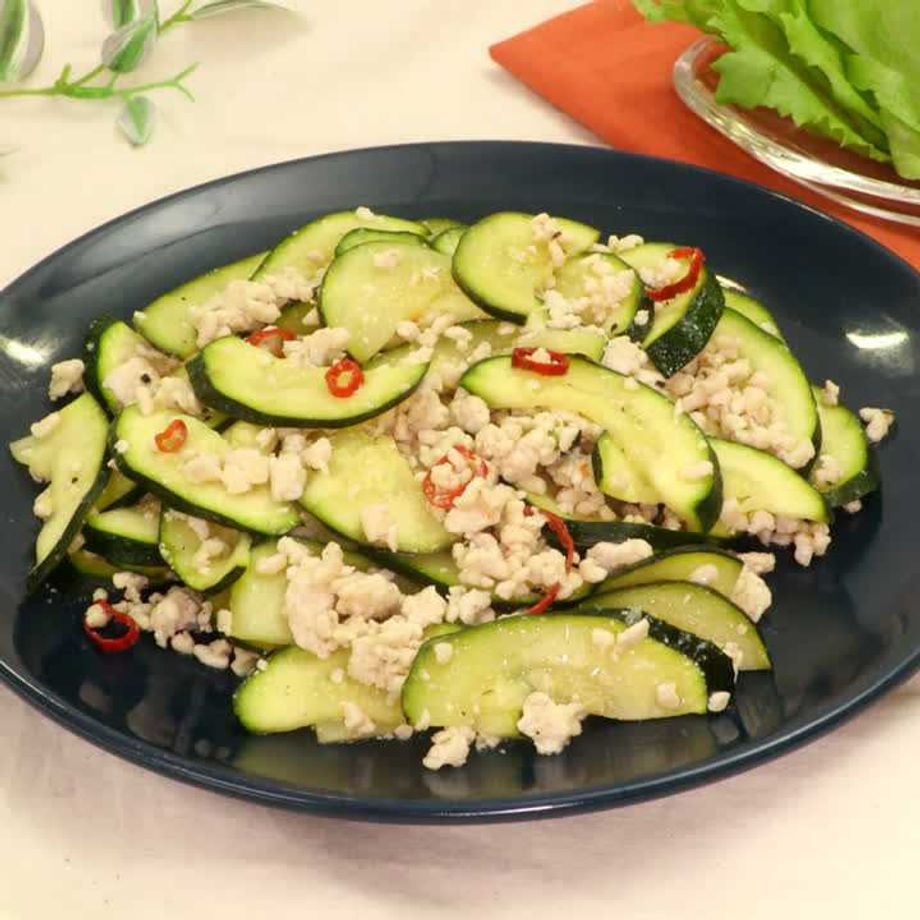 ノンストップズッキーニのそぼろ炒めの作り方。笠原将弘のおかず道場 - miraku 〜美楽食