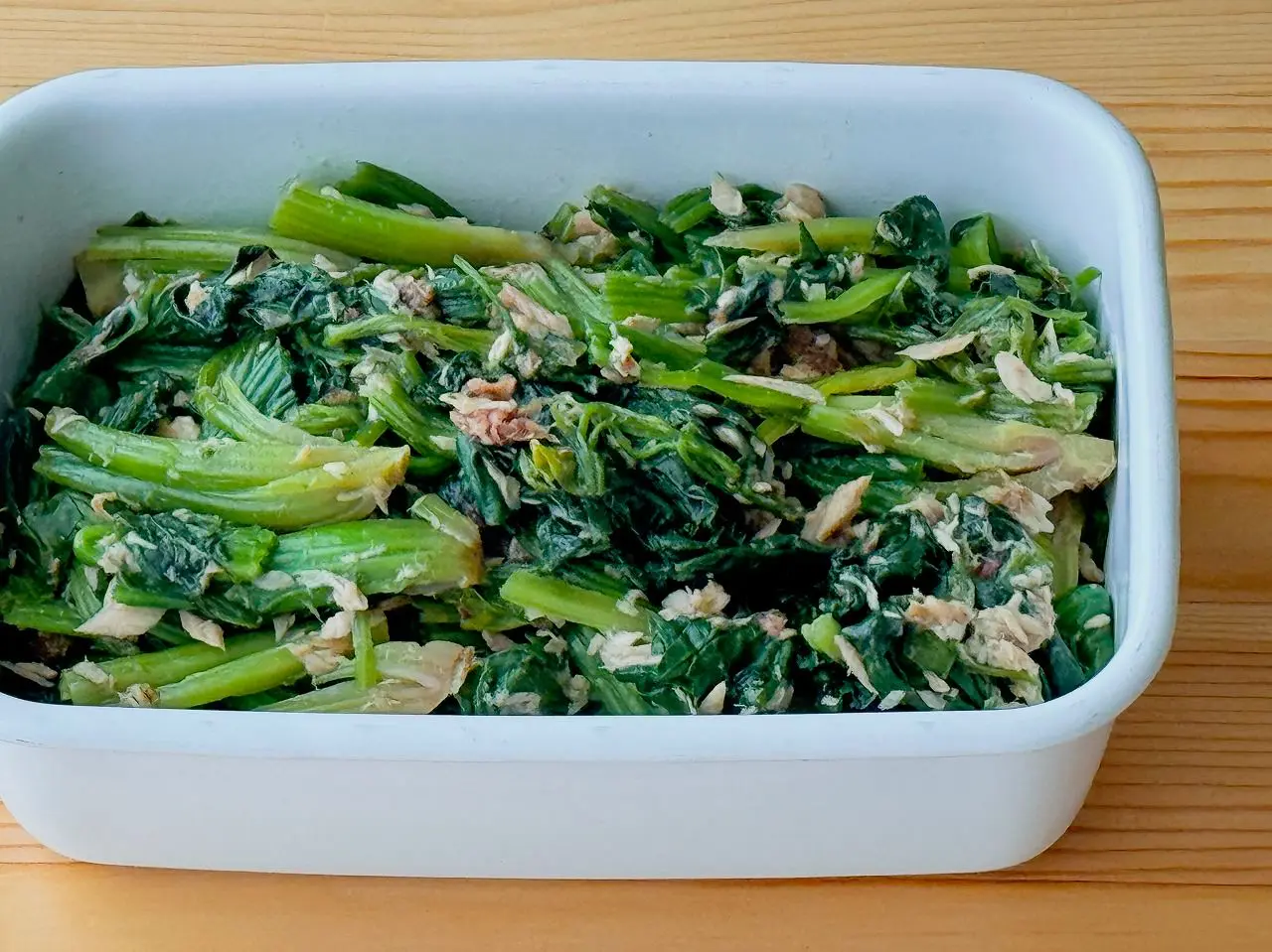 ほうれん草とトマトとツナの炒め物からだとあたまが喜ぶお弁当レシピ N's KITCHEN