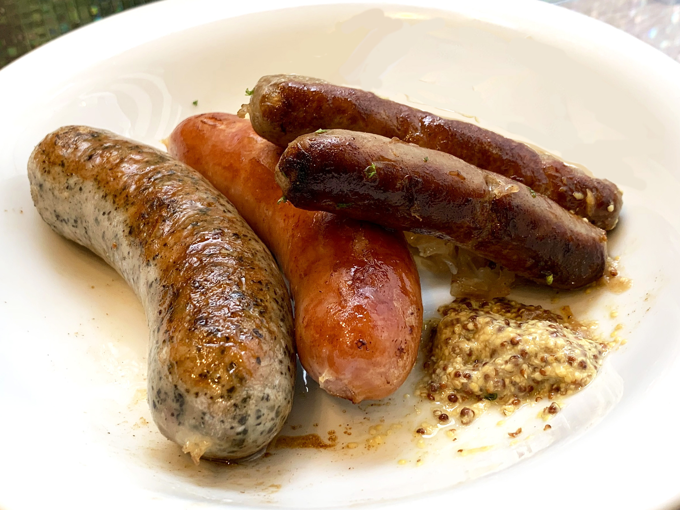 ソーセージ盛り合わせ 居酒屋 和's カズの口コミ一覧おいしい！が増えるグルメアプリ「SARAH」