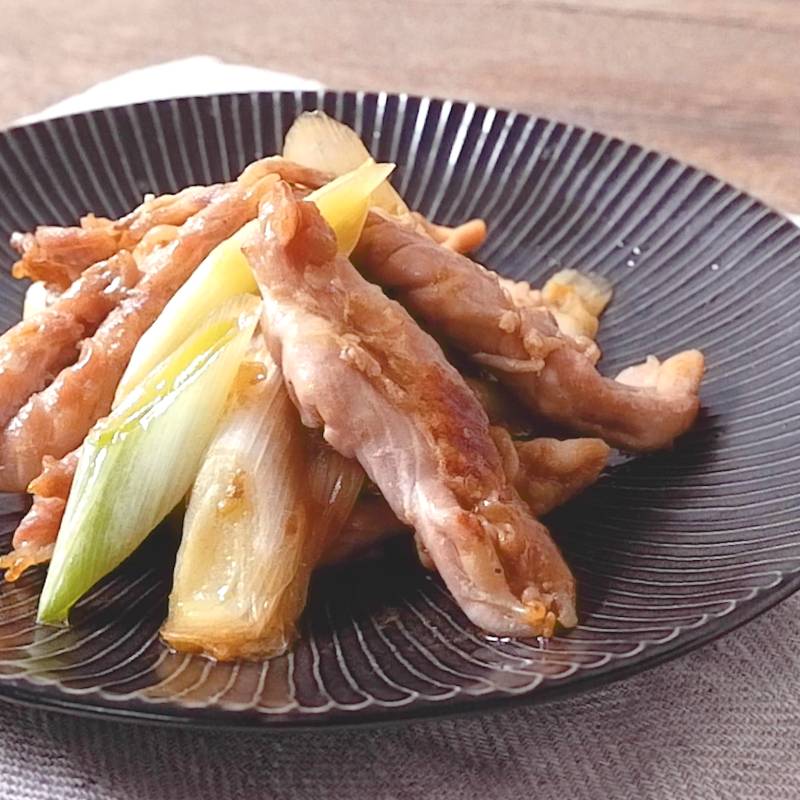 せせりとねぎのわさび醤油炒め