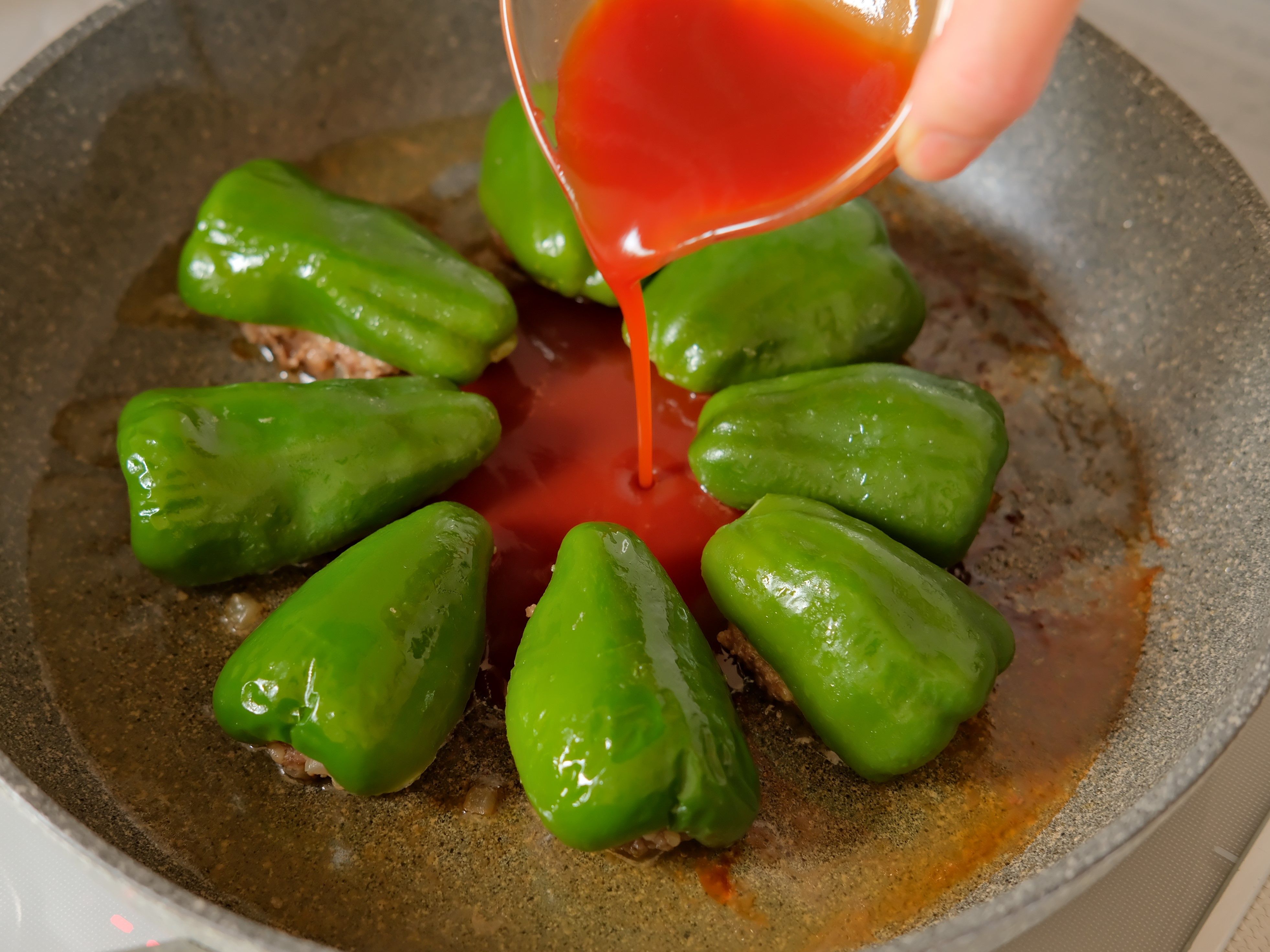 基本からアレンジまで！思わずつくりたくなる「ピーマンの肉詰め 簡単 ケチャップ」のレシピ集クックパッド