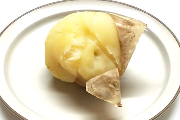 レンジで5分簡単蒸し! じゃがバター の作り方 にんにくの香りもプラス♪