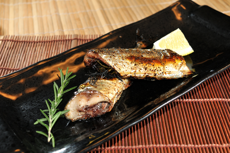 さんまの塩焼き株式会社コメットカトウ
