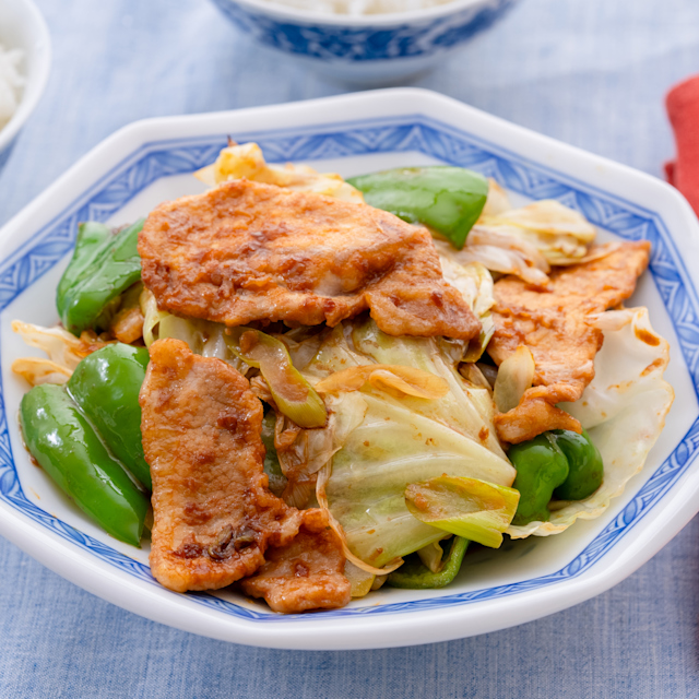 夏に辛い料理が食べたくなるのはなぜ？ スパイスマスターが教える唐辛子の豆知識季節の食材のHOW TOアマノフーズ公式ブランドサイト