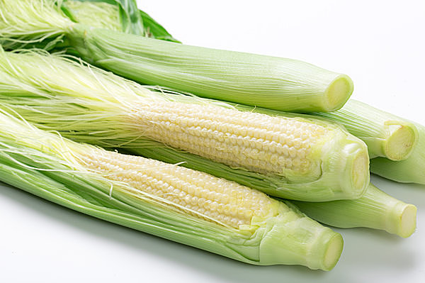 皮付きヤングコーンを電子レンジでチンしたら庫内がキレイになりました - ねこのてもかりたい