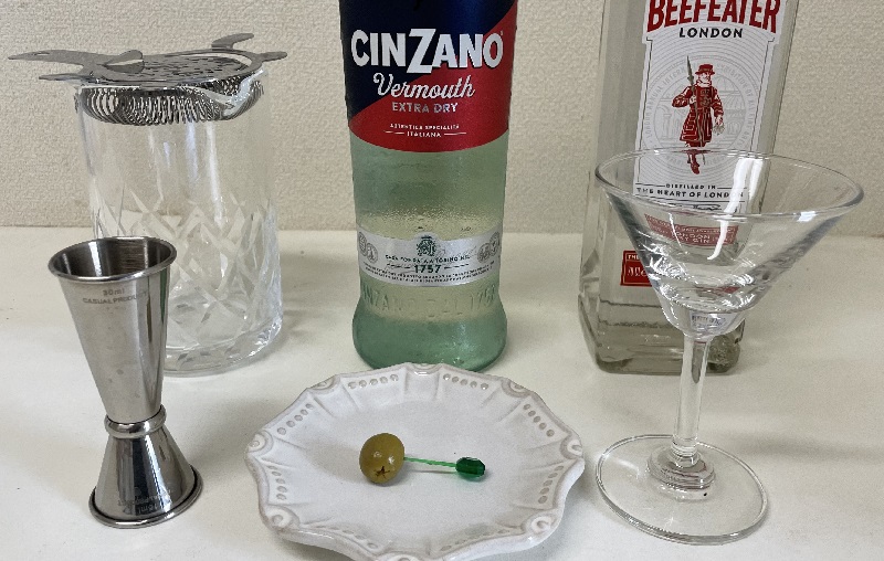 カクテルの王様と言われる「マティーニ」はどんなお酒？ 特徴や作り方を徹底解説男の隠れ家デジタル