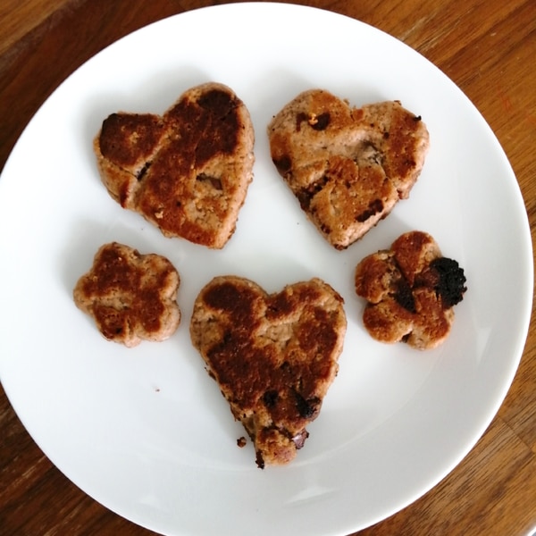 フライパンで作るチョコチップ入りココア米粉パン共立食品株式会社