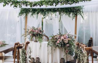 花事例144 中央区銀座某レストラン ウェディング披露宴に届けた高砂装花新宿 花屋FlowerShopIVY新宿 花屋FlowerShopIVY