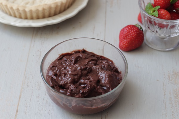 赤い野菜と果物。ベクターイラスト。赤い色の食べ物のセット。健康的なライフスタイルと食事、適切な栄養、生食、野菜の栄養。健康的なライフスタイル。」のベクター画像素材 ロイヤリティフリー1662826732Shutterstock