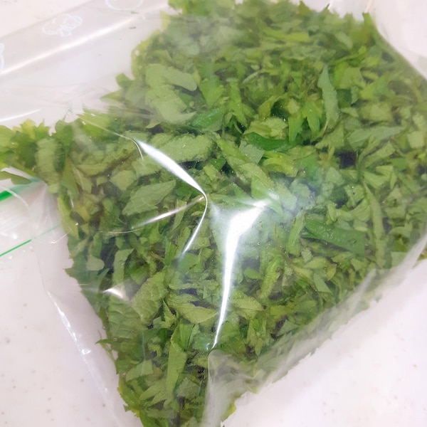 紫蘇の実は冷凍が便利