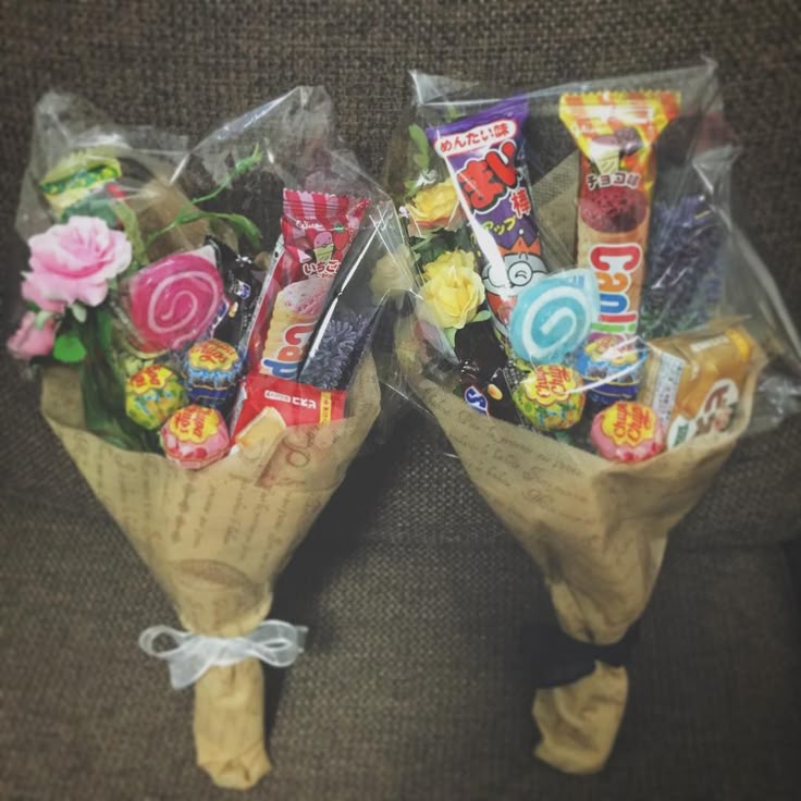 大人気！小さな花束の様なバルーンお菓子ブーケ♡星8個プチギフト発表会結婚式フリマアプリ ラクマ