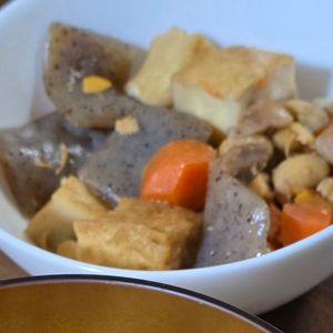 厚揚げとこんにゃくのしょうゆ煮