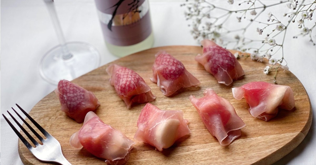 おもてなしにピッタリ♩モッツァレラといちごと生ハムのサラダ