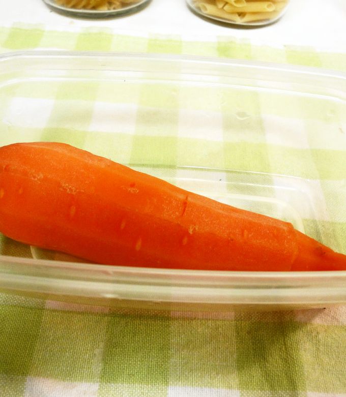 お弁当用 彩りにも 塩茹で人参 ♪