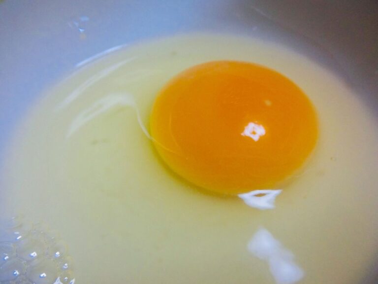 余った卵白1個分で 混ぜて焼くこと15分「ラングドシャ風クッキー 」作ってみた！ 時短スイーツ2022年5月28日- エキサイトニュース