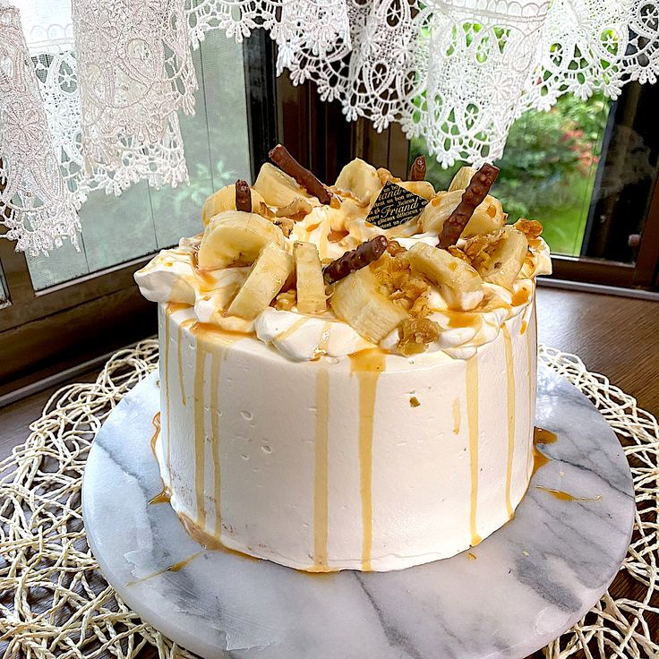 カリカリトッピングのバナナケーキ