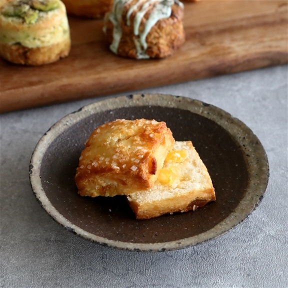 スコーンとは？イギリス式とアメリカ式の違いもご紹介デリッシュキッチン